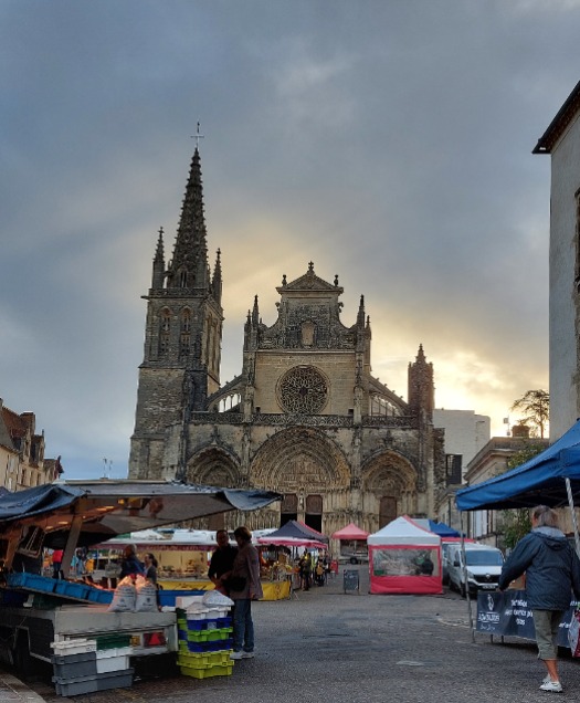 Marché de Bazas